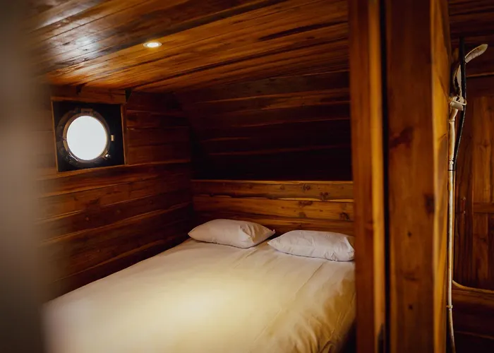 Floating Ship In With Sixteen Beds Botel